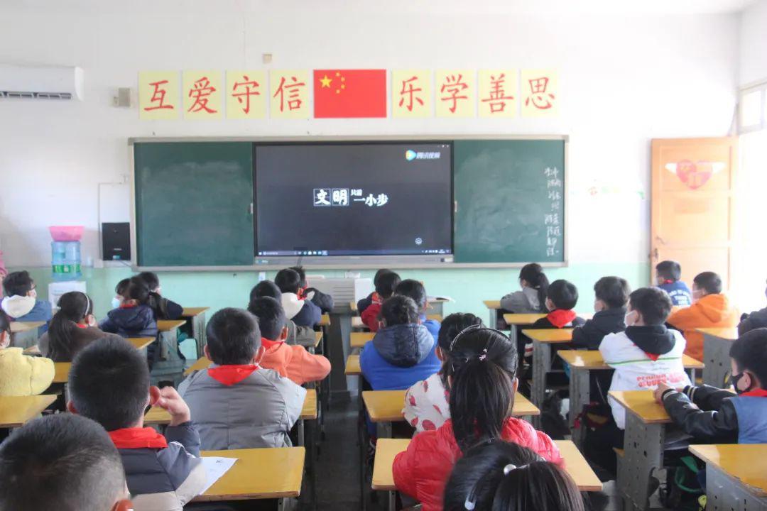 ST同洲:控股股东拟变更为腾旭实业,实控人拟变更为刘用旭